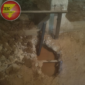 Прокладка трубопроводов под коммуникации.